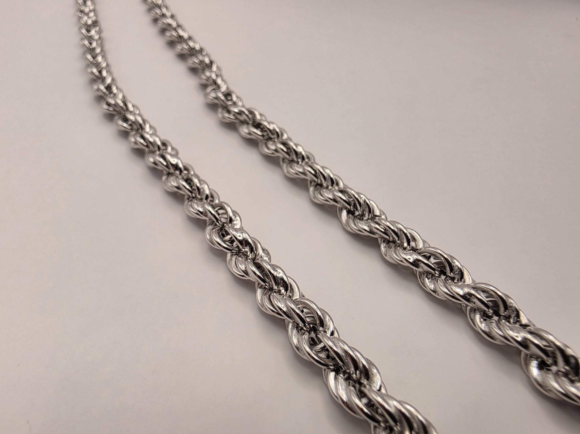 Sterling Silver Rope Chain Necklace 22 Inch 5.3mm 20.3 Grams Twisted Mens Unisex Jewelry
