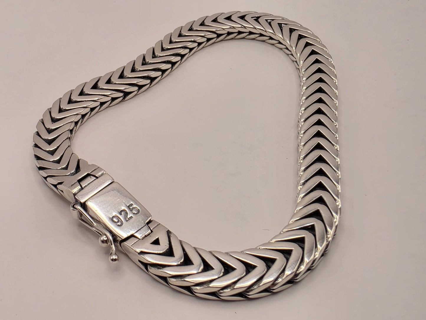Sterling Silver Chevron Chain Bracelet 8.5 Inch 8mm 31.4 Grams Unisex Statement Jewelry Gift