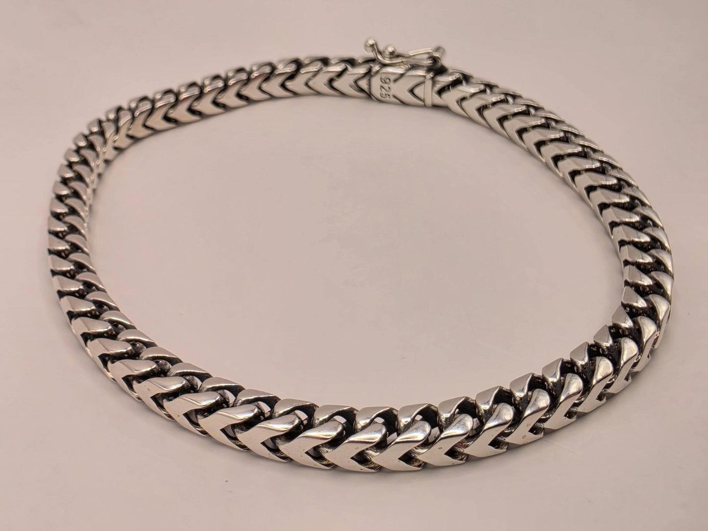 Sterling Silver Chevron Chain Bracelet 8.5 Inch 4.5mm 27.2 Grams Unisex Statement Jewelry Gift
