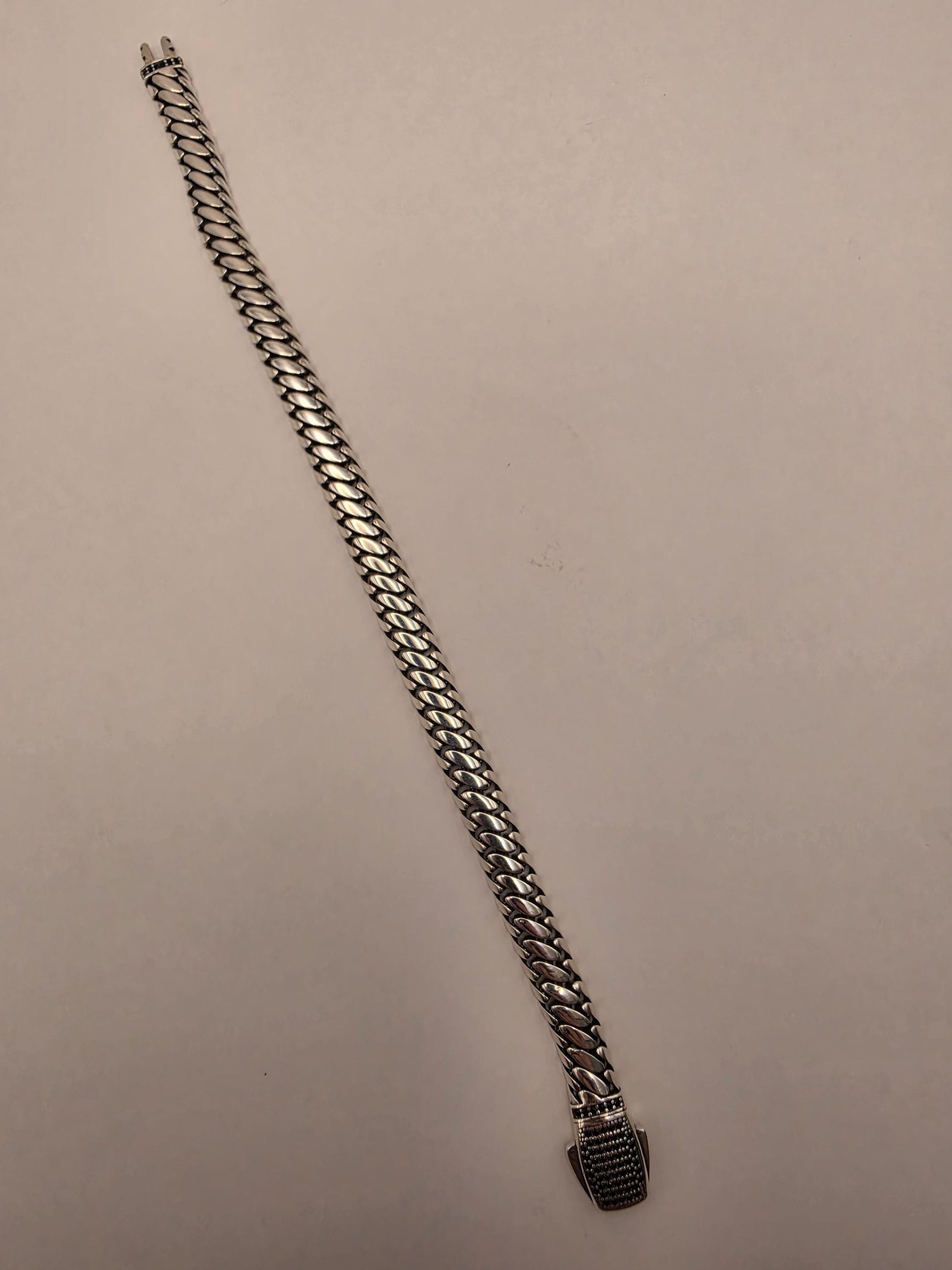 Sterling Silver Curb Chain Bracelet 8.5 Inch 8mm 26.7 Grams Unisex Statement Jewelry Gift