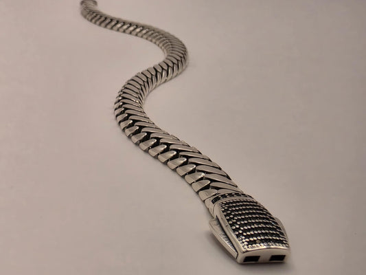 Sterling Silver Curb Chain Bracelet 8.5 Inch 8mm 26.7 Grams Unisex Statement Jewelry Gift