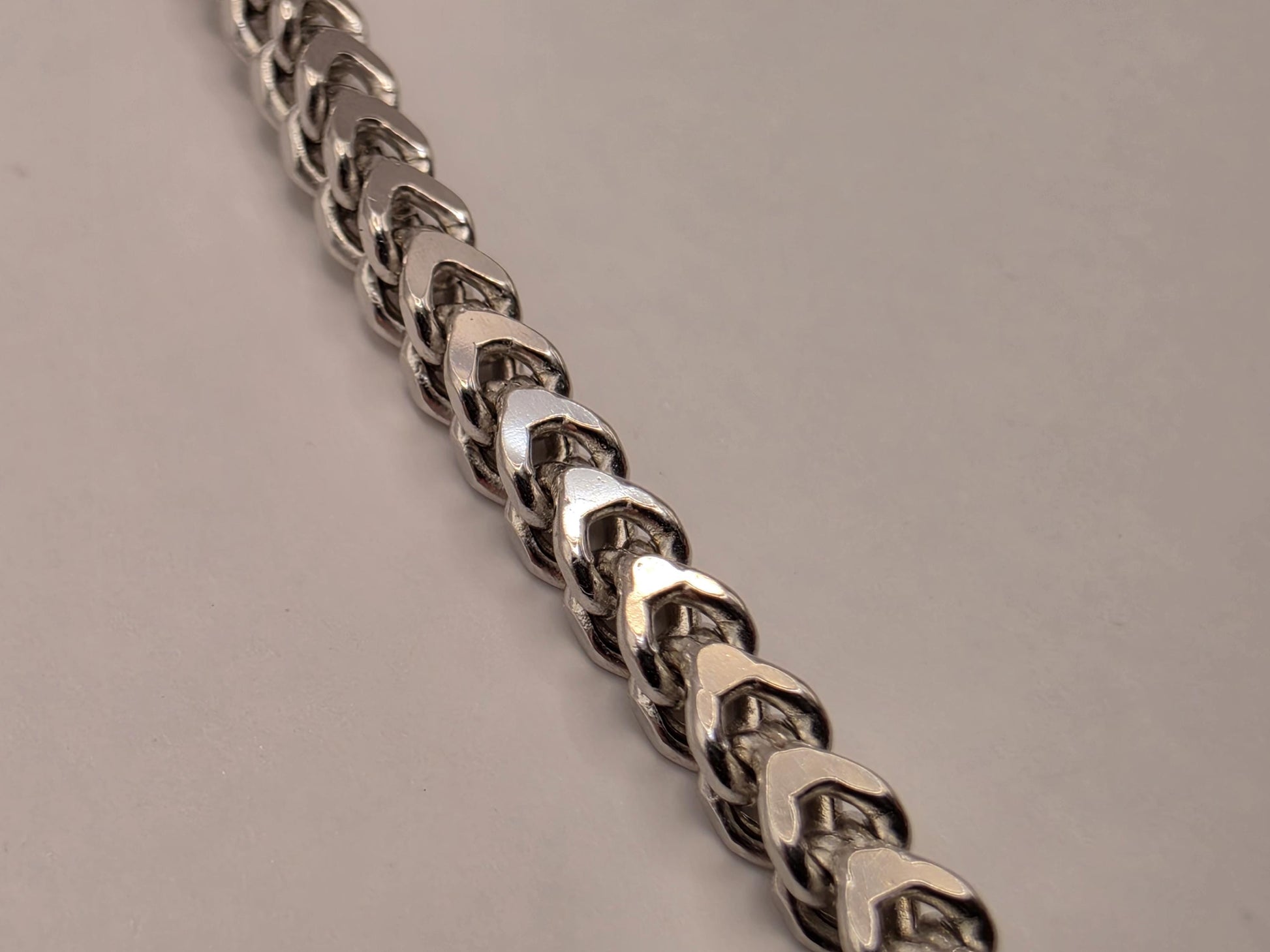 Sterling Silver Franco Chain Necklace 17.5 Inch 3mm 9.4 Grams Unisex Layering Jewelry Gift
