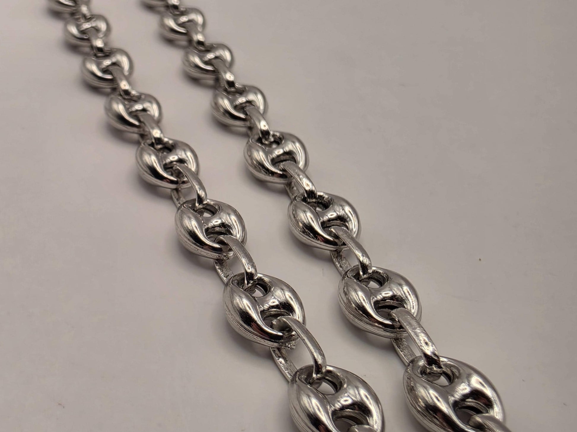 Sterling Silver Mariner Chain Necklace 22 Inch 7mm Coffee Bean Link 25.7 Grams Nautical Unisex Jewelry Gift for Him