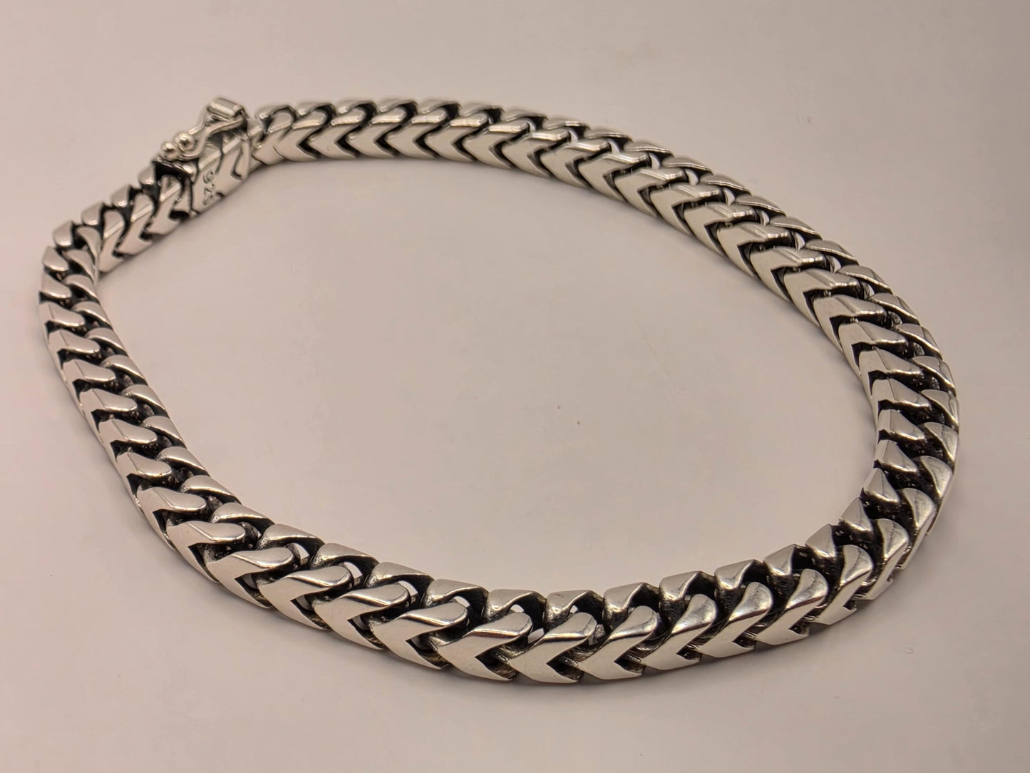 Sterling Silver Cuban Link Bracelet 8 Inch 4.6mm Mens Heavy Curb Chain 25.3 Grams Box Clasp Gift for Him Unisex