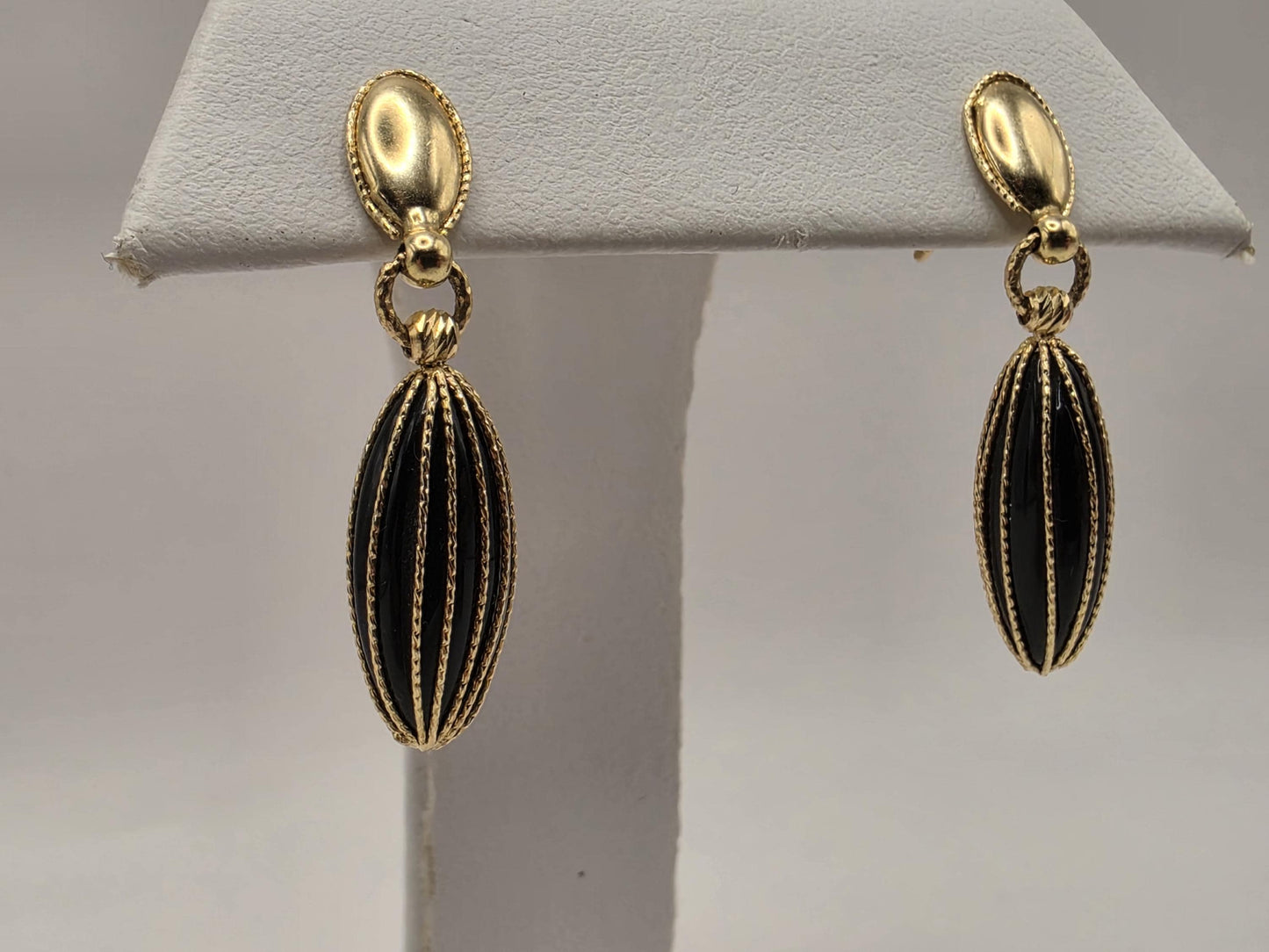 14K Yellow Gold Black Onyx Fluted Drop Earrings 1 x 0.375 Inch 4.4g Solid Gold Fine Jewelry Gift for Her