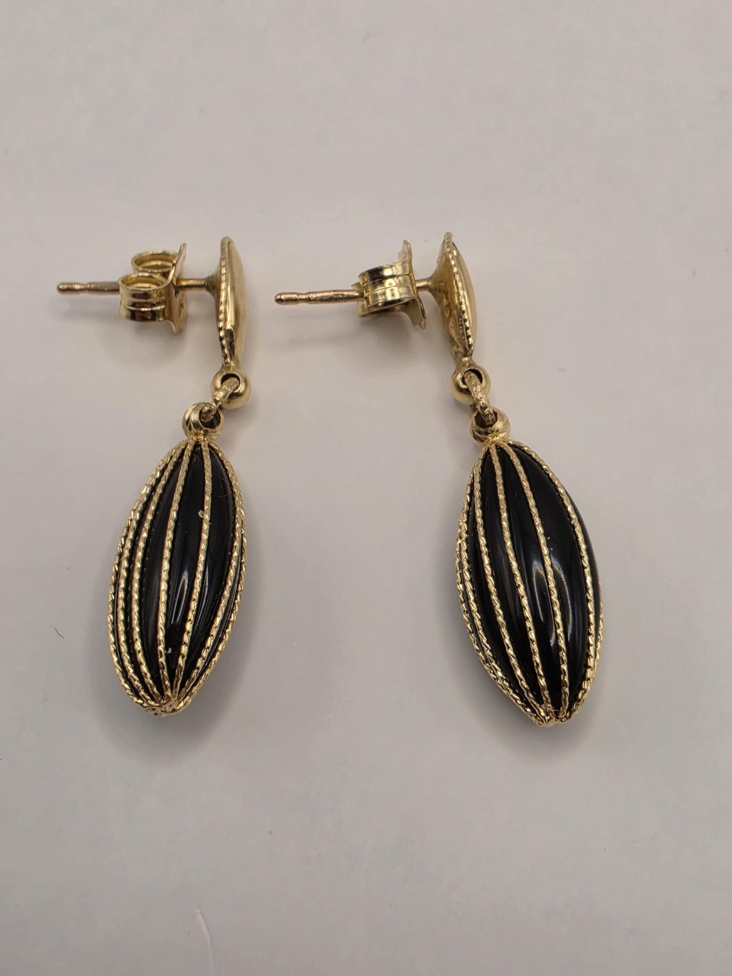 14K Yellow Gold Black Onyx Fluted Drop Earrings 1 x 0.375" 4.4g
