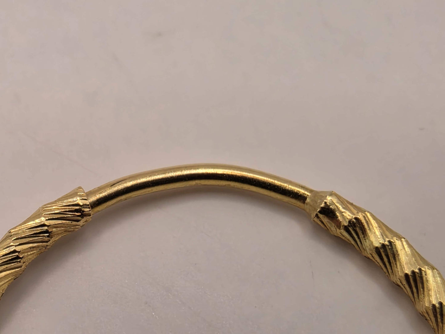 18K Yellow Gold Textured Thin Hoop Earrings 0.75 Inch 1.2g Solid Gold Fine Jewelry Gift for Her