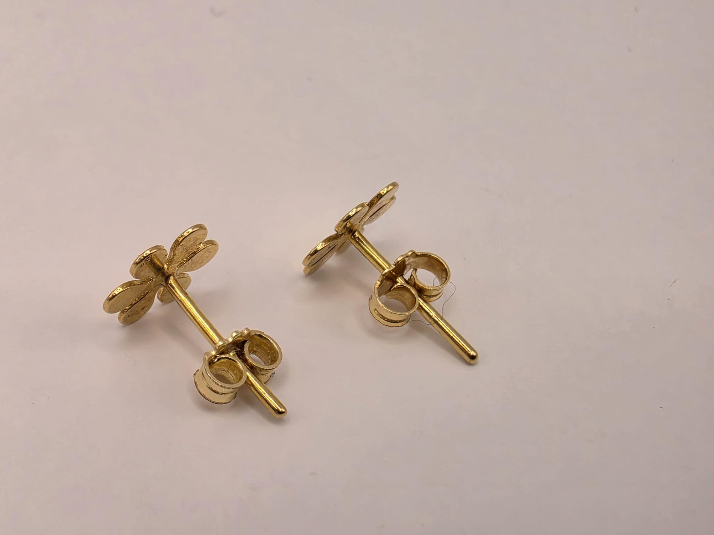 18K Yellow Gold Flower Stud Earrings with 14K Backs 0.375 Inch 1.4g Solid Gold Fine Jewelry Gift for Her