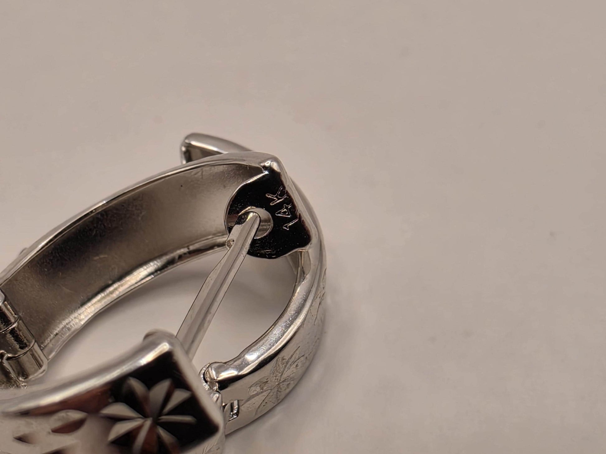 14K White Gold Patterned Huggie Hoop Earrings 0.5 Inch 1.9g Solid Gold Fine Jewelry Gift for Her