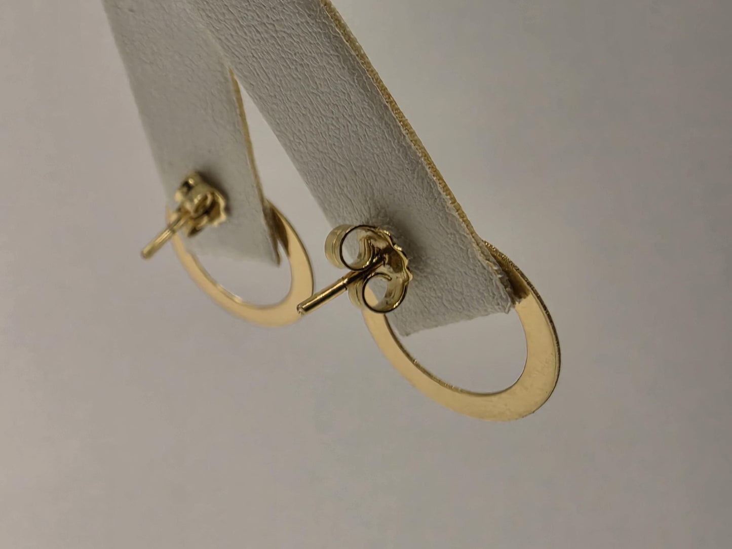 18K Yellow Gold Oval Drop Hoop Earrings 0.625 Inch 2g Solid Gold Fine Jewelry Gift for Her