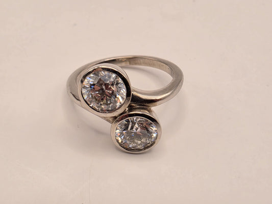 14K White Gold CZ Two-Stone Bypass Ring Size 7 5.4g
