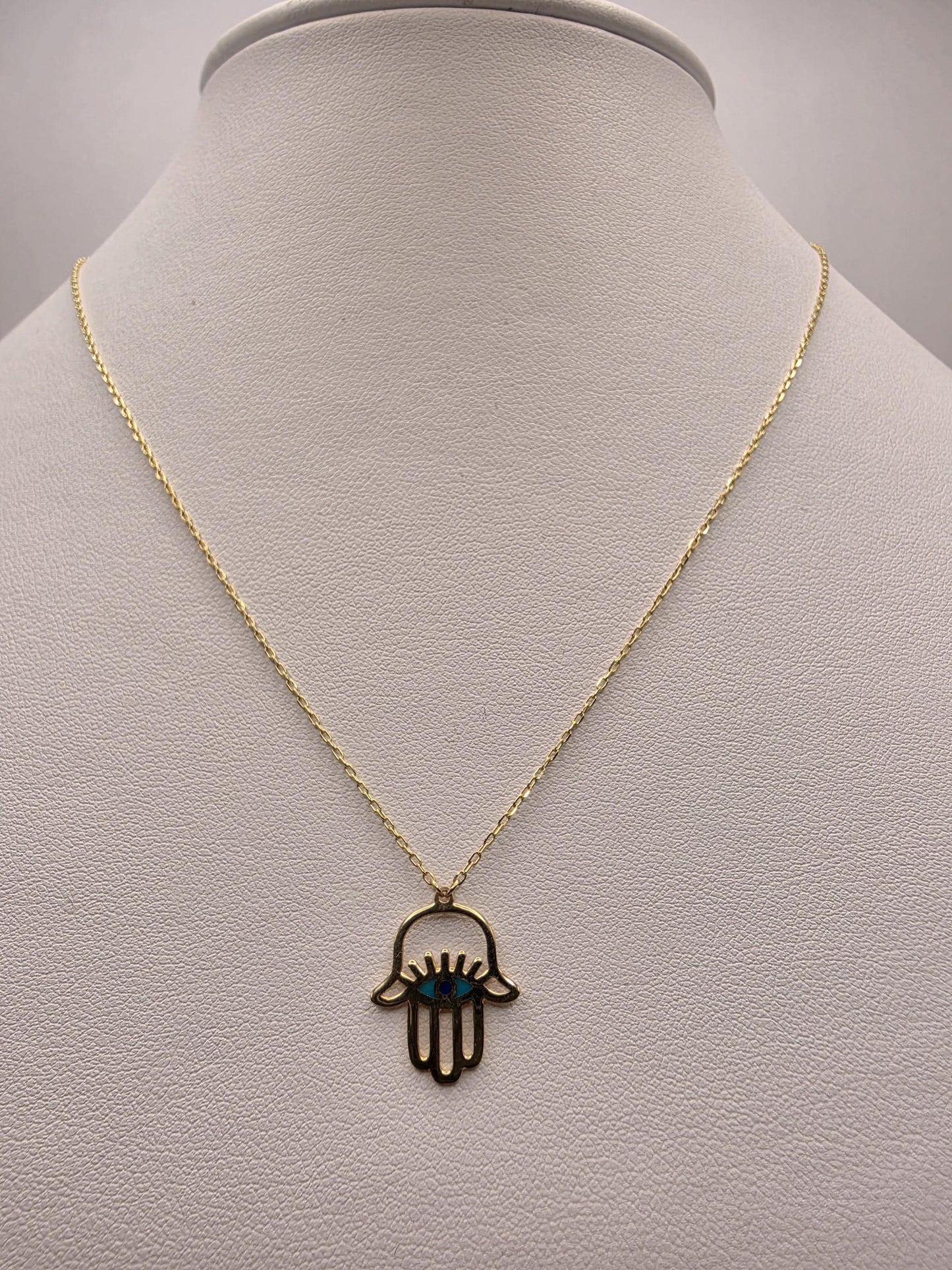 18K Yellow Gold Hamsa Hand Pendant Necklace 16 Inch 1.8g Solid Gold Protection Amulet Fine Jewelry