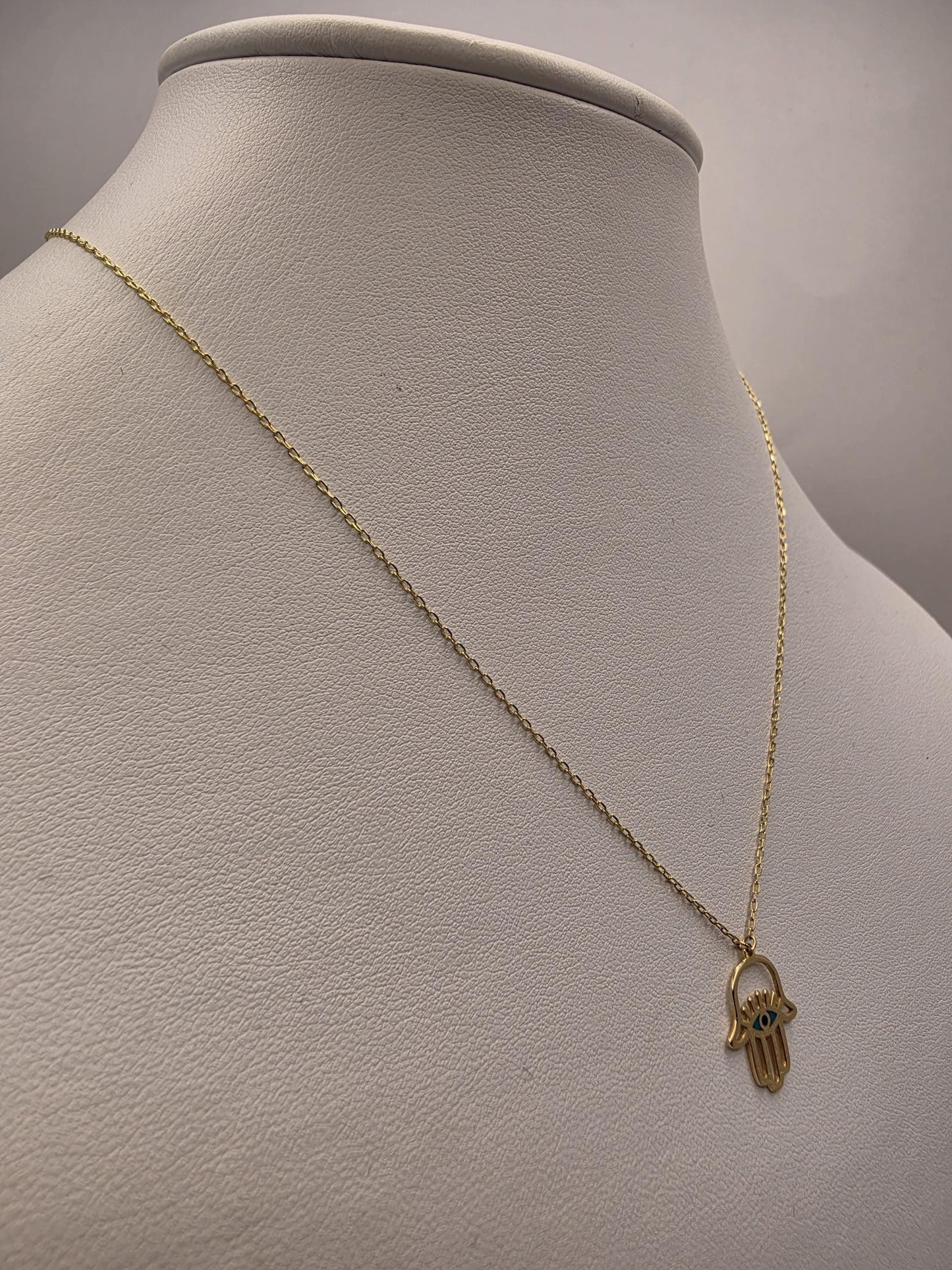 18K Yellow Gold Hamsa Hand Pendant Necklace 16 Inch 1.8g Solid Gold Protection Amulet Fine Jewelry