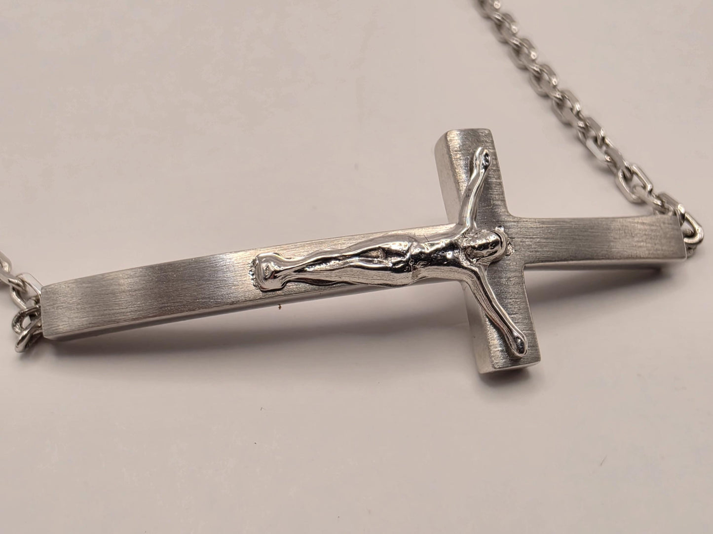 18K White Gold Crucifix Chain Bracelet 7 Inch 4.9g Solid Gold Religious Fine Jewelry Gift