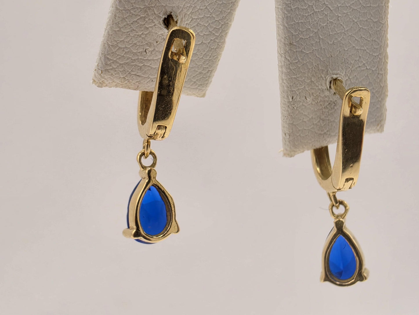 18K Yellow Gold Blue Sapphire Drop Earrings 0.75 x 0.375 Inch 2.3g Solid Gold Fine Jewelry Gift for Her