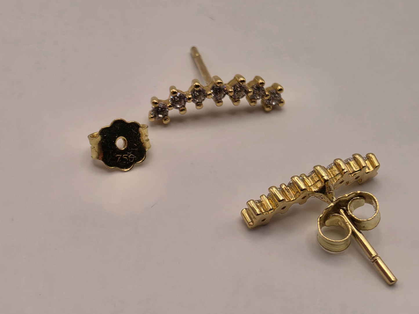 18K Yellow Gold Clear Stone Bar Stud Earrings 0.125 x 0.5 Inch 1.6g Solid Gold Fine Jewelry Gift for Her