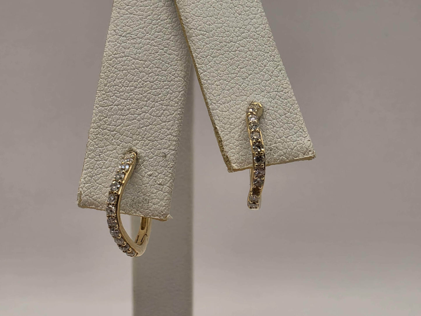 18K Yellow Gold CZ Huggie Hoop Earrings 0.5 Inch 1.3g Cubic Zirconia Solid Gold Fine Jewelry Gift for Her