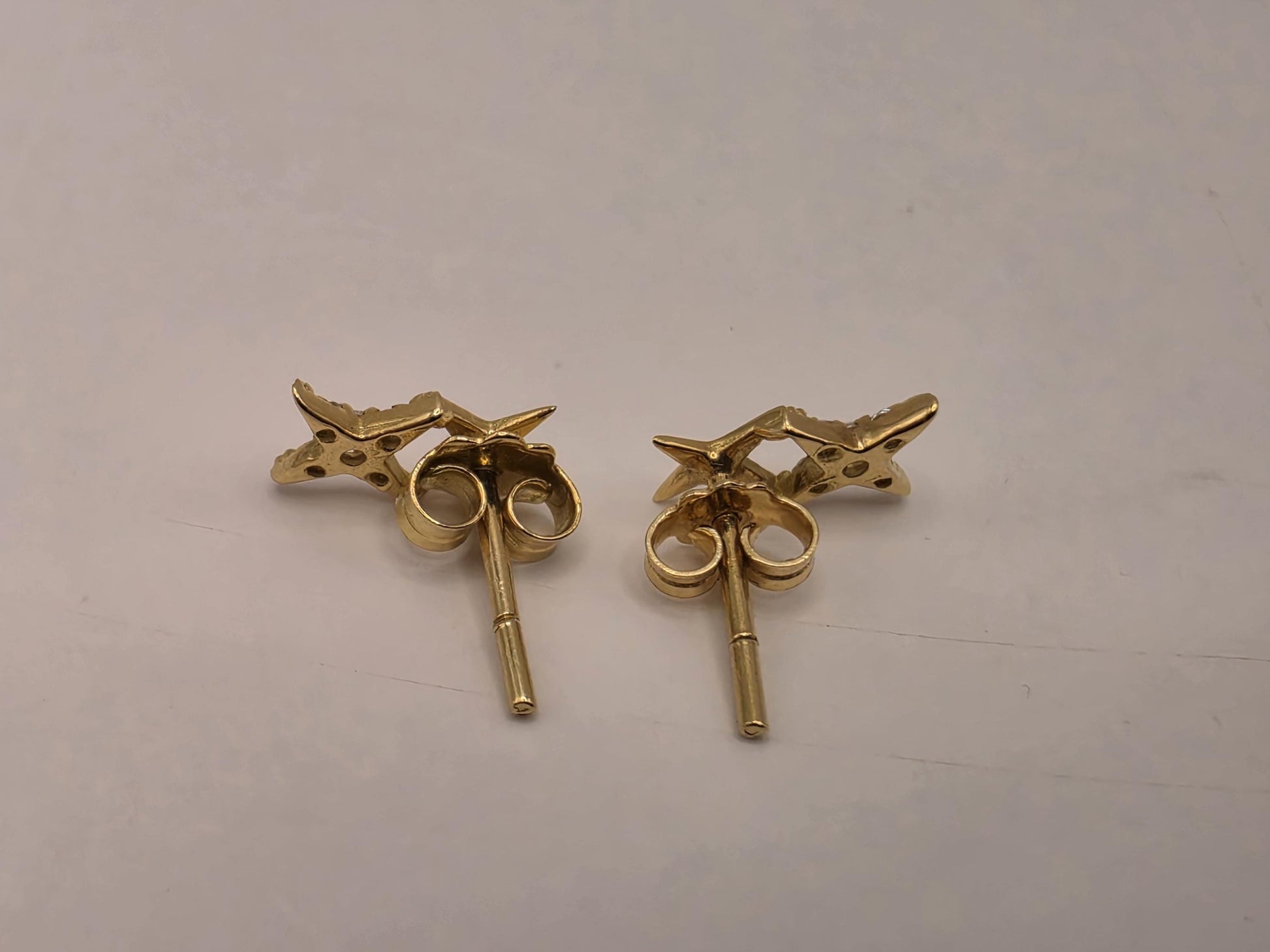 18K Yellow Gold Petite Star Stud Earrings 0.375 x 0.25 Inch 1.1g Solid Gold Fine Jewelry Gift for Her