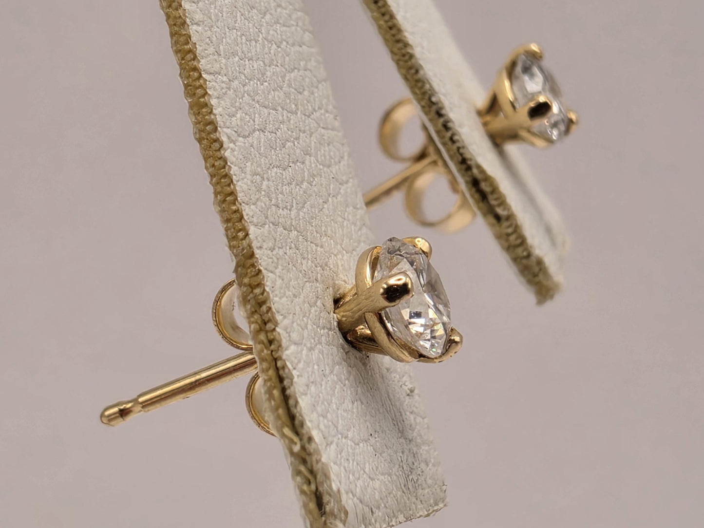 14K Yellow Gold CZ Solitaire Stud Earrings 0.25 Inch 0.6g Cubic Zirconia Solid Gold Fine Jewelry Gift for Her