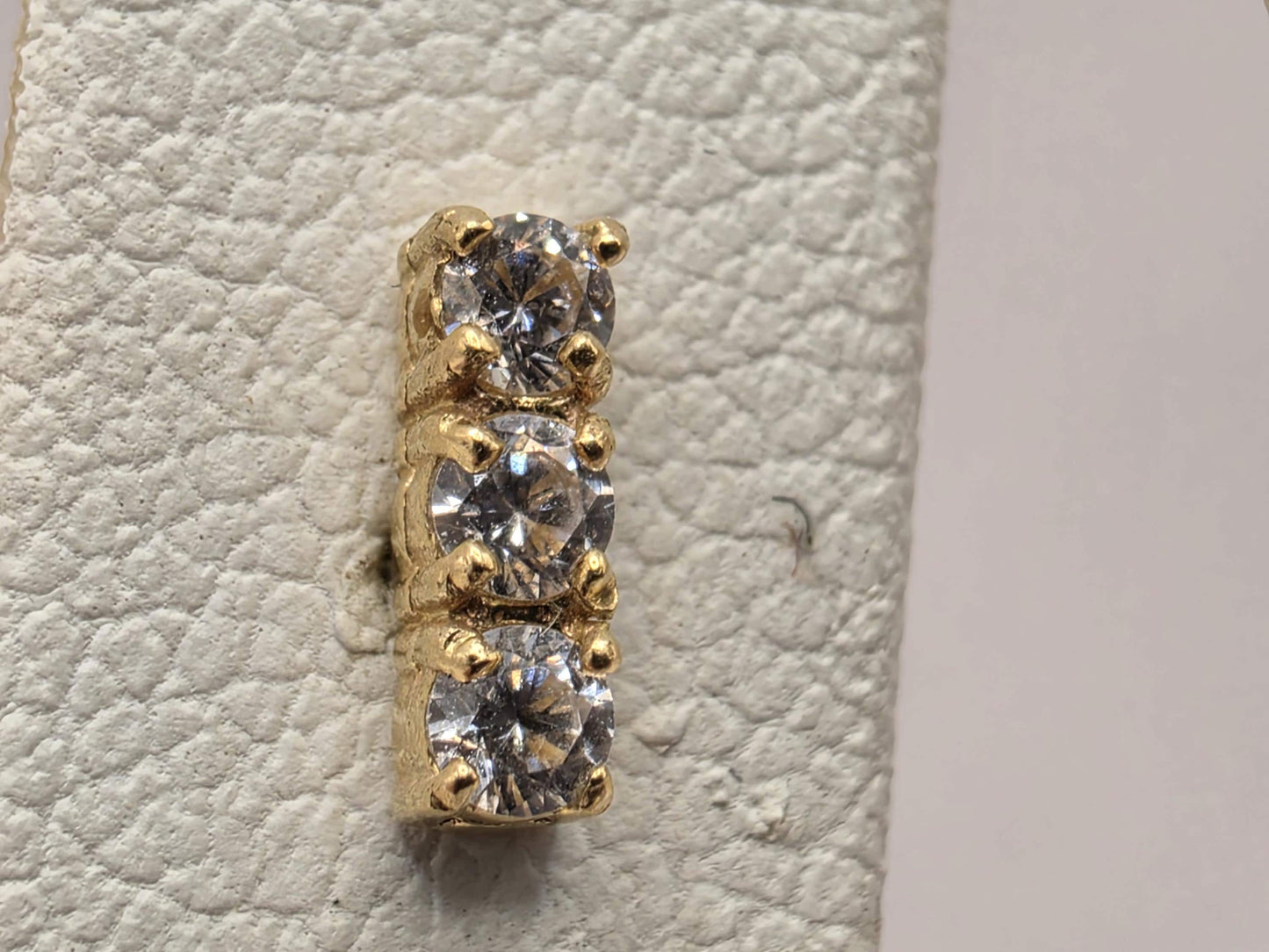 18K Yellow Gold Clear Stone Bar Stud Earrings 0.125 x 0.5 Inch 1g Solid Gold Fine Jewelry Gift for Her