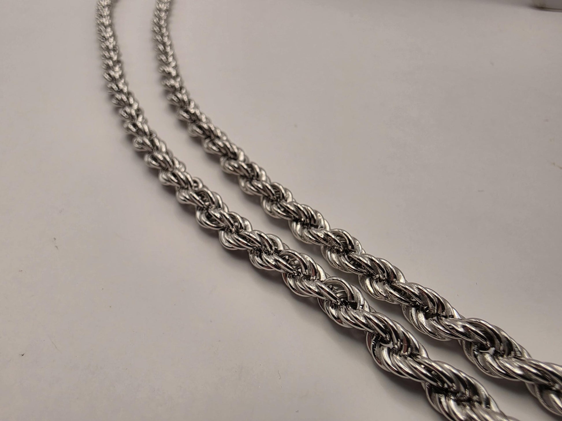 Sterling Silver Rope Chain Necklace 26 Inch 5.3mm 22.8 Grams Long Twisted Mens Unisex Jewelry