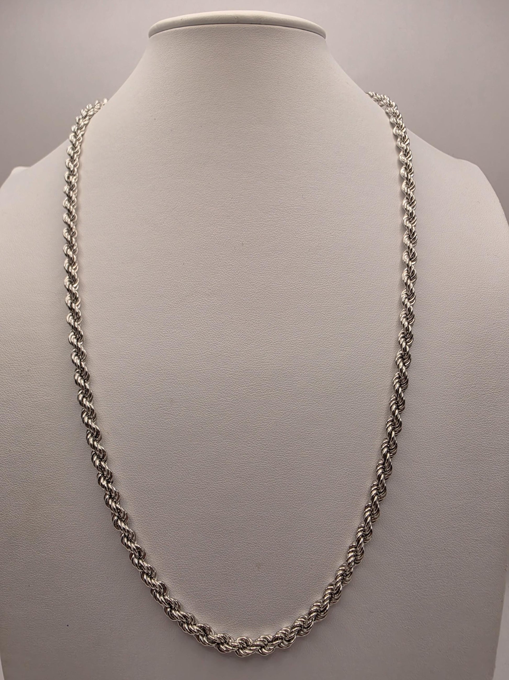 Sterling Silver Rope Chain Necklace 26 Inch 5.3mm 22.8 Grams Long Twisted Mens Unisex Jewelry