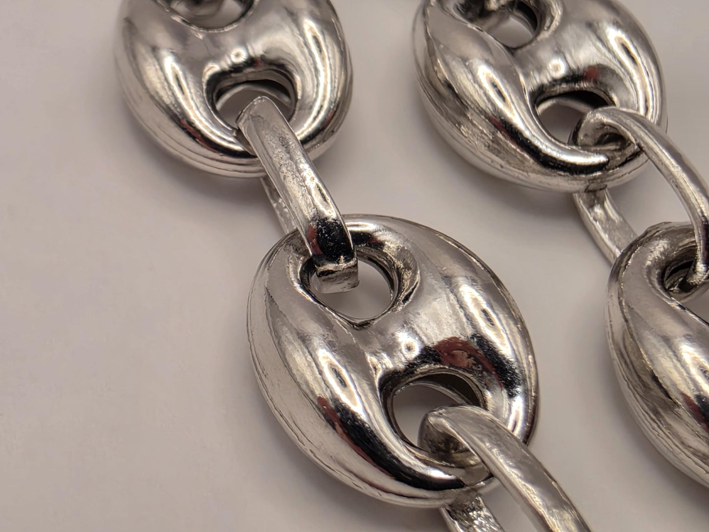 Sterling Silver Mariner Chain Necklace 22 Inch 8mm Coffee Bean Link 28.6 Grams Nautical Unisex Statement Jewelry Gift