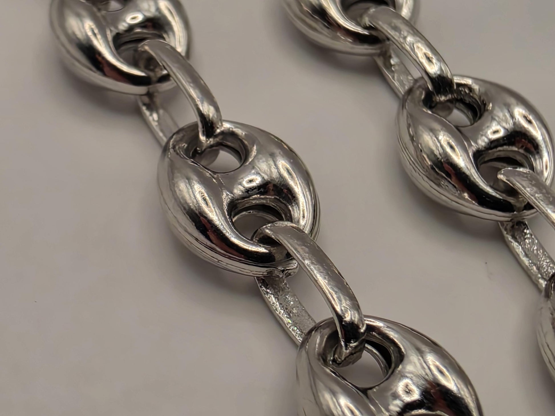 Sterling Silver Mariner Chain Necklace 22 Inch 7mm Coffee Bean Link 25.7 Grams Nautical Unisex Jewelry Gift for Him