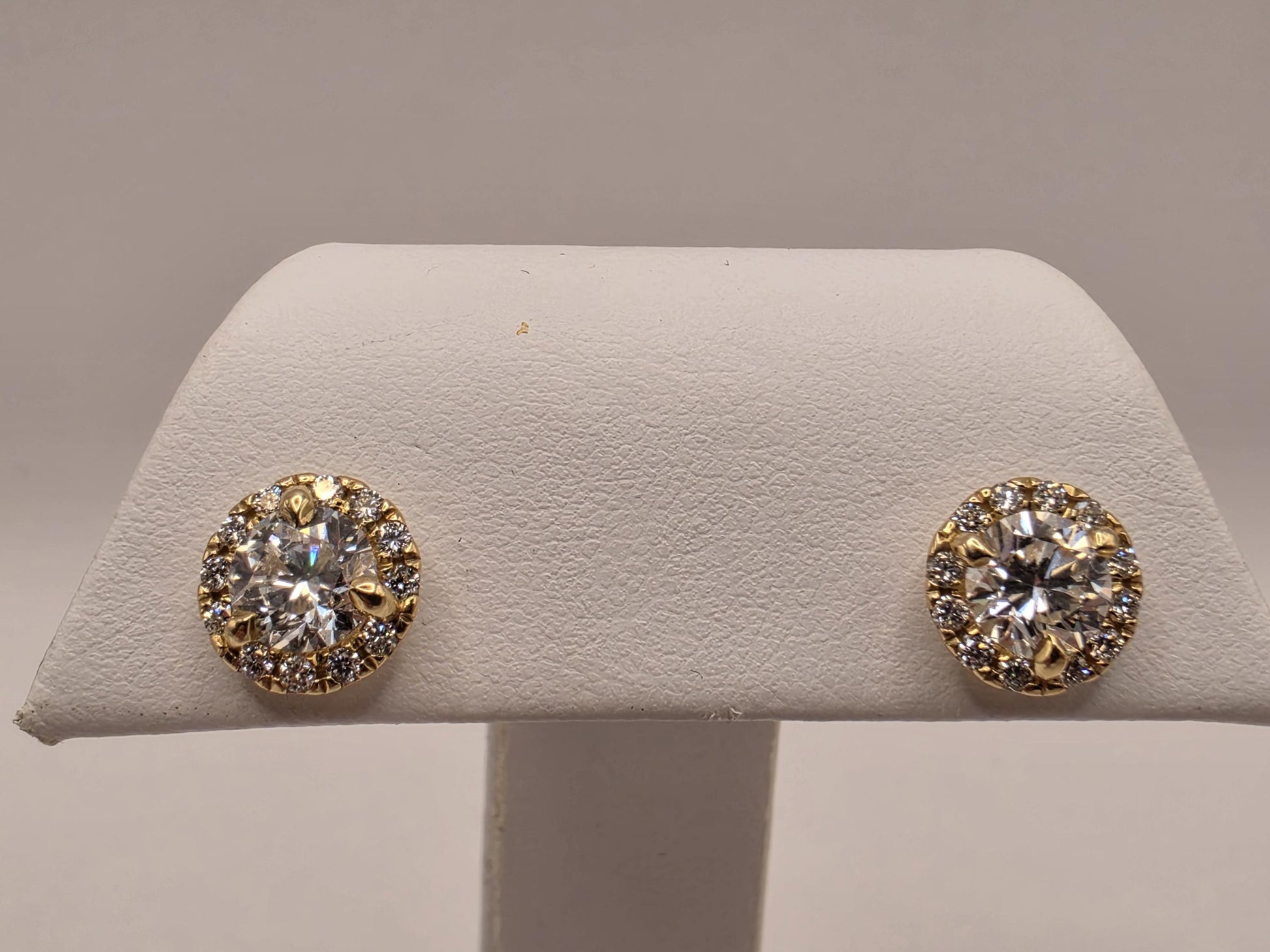 14K Yellow Gold CZ Halo Stud Earrings 0.375 Inch 2.4g Cubic Zirconia Solid Gold Fine Jewelry Gift for Her