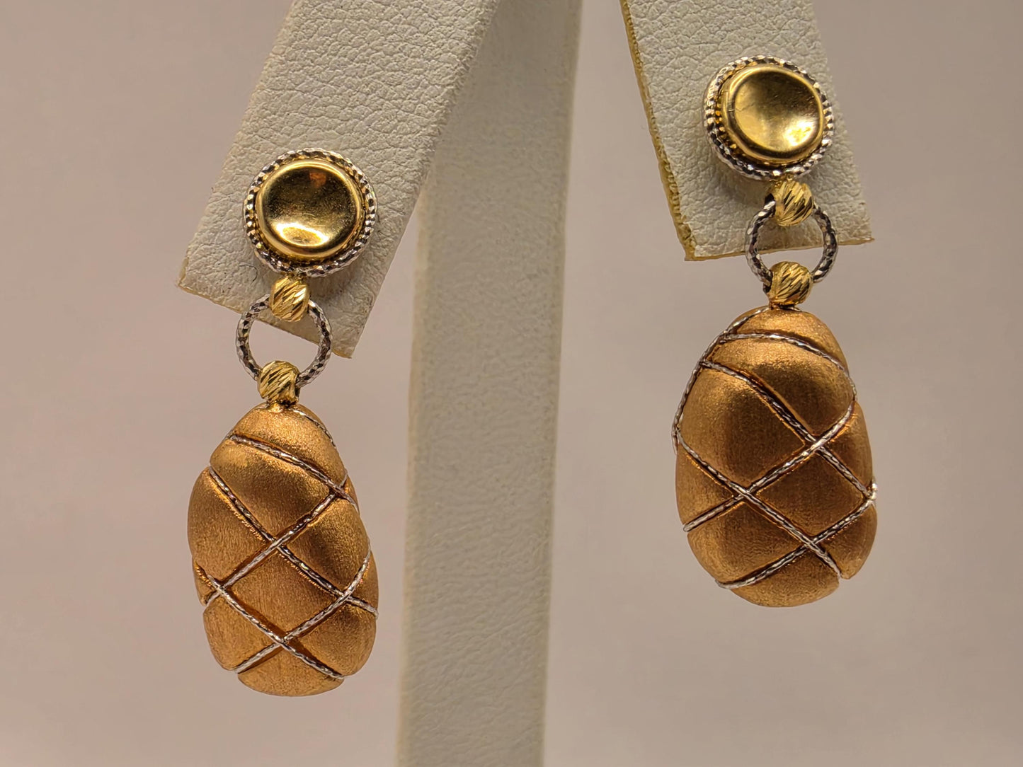 14K Yellow Gold Textured Oval Drop Earrings 1 x 0.375" 3.6g