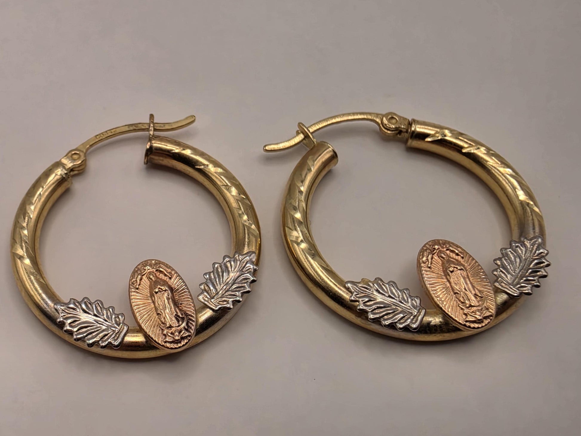 14K Tri-Color Gold Virgin Mary Hoop Earrings 1 Inch 2.4g Solid Gold Religious Fine Jewelry Gift