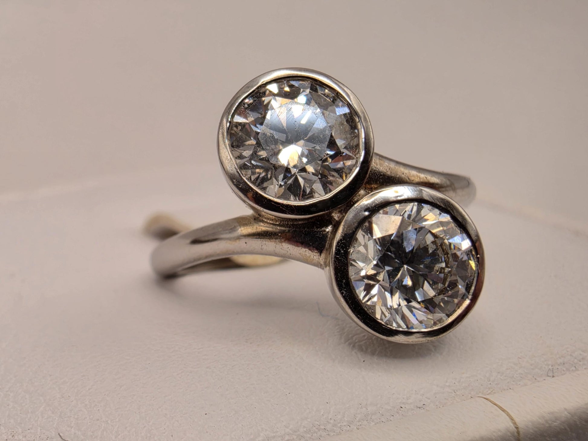 14K White Gold CZ Two-Stone Bypass Ring Size 7 5.4g Cubic Zirconia Solid Gold Statement Fine Jewelry Gift