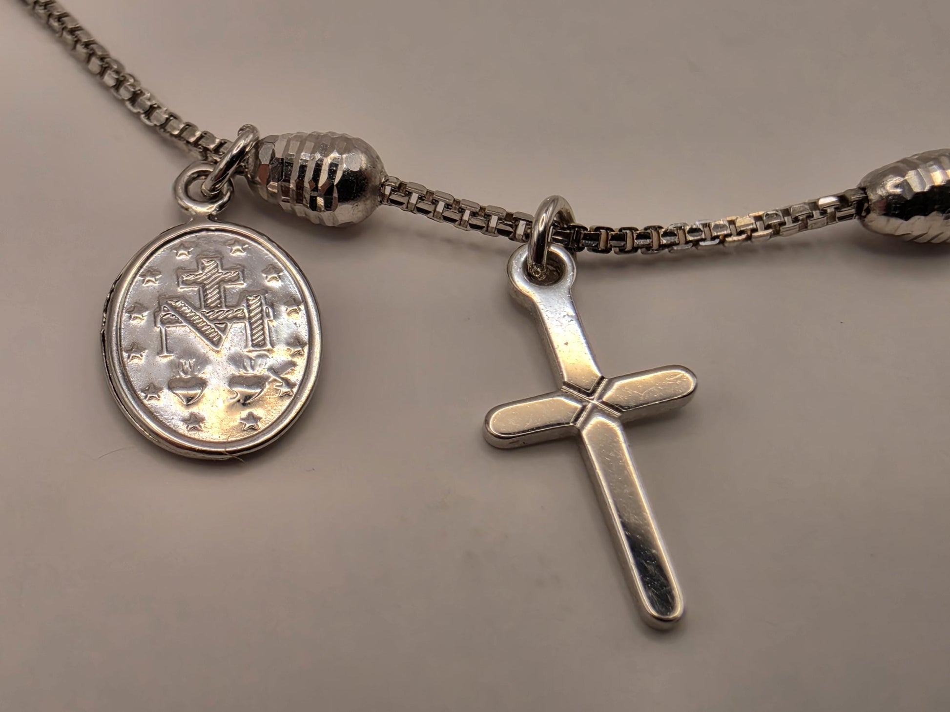 14K White Gold Cross and Medallion Charm Bracelet 7.5 Inch 4.1g Solid Gold Religious Fine Jewelry Gift