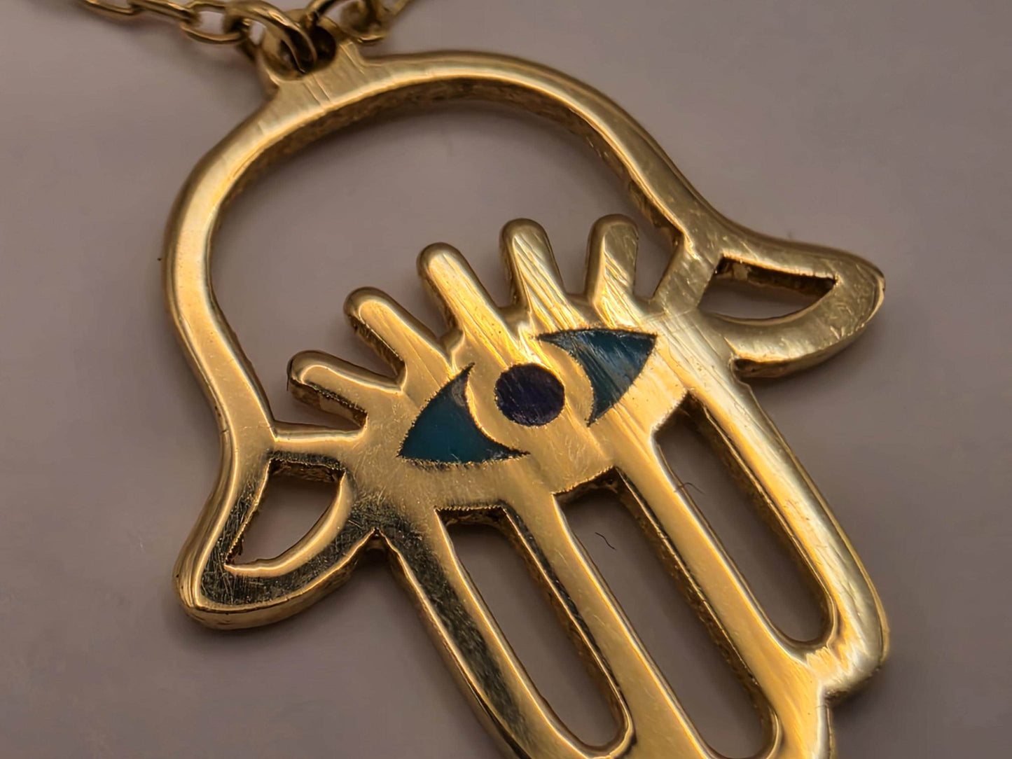 18K Yellow Gold Hamsa Hand Pendant Necklace 16 Inch 1.8g Solid Gold Protection Amulet Fine Jewelry