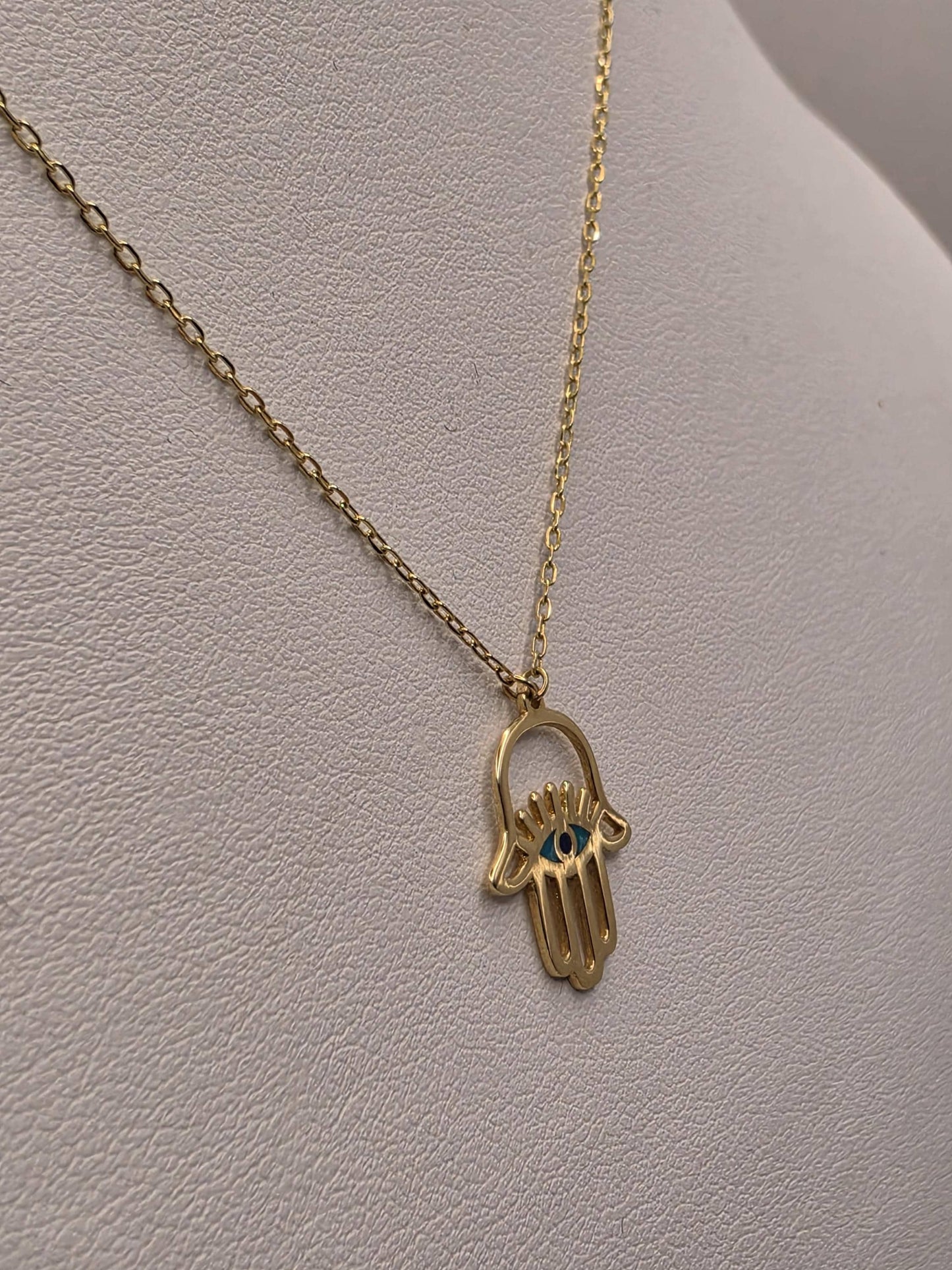 18K Yellow Gold Hamsa Hand Pendant Necklace 16 Inch 1.8g Solid Gold Protection Amulet Fine Jewelry