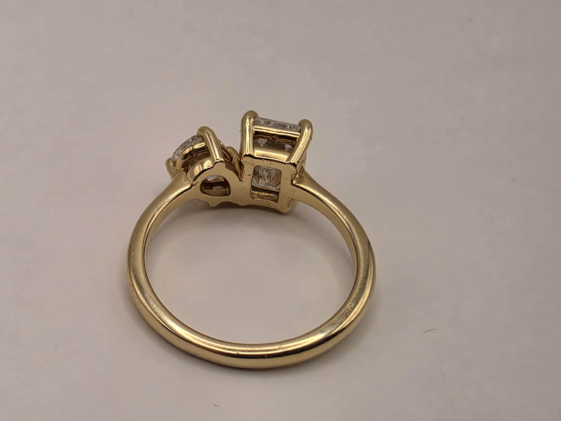 14K Yellow Gold Two-Stone Bypass Ring Size 7 3.7g Solid Gold Statement Fine Jewelry Gift