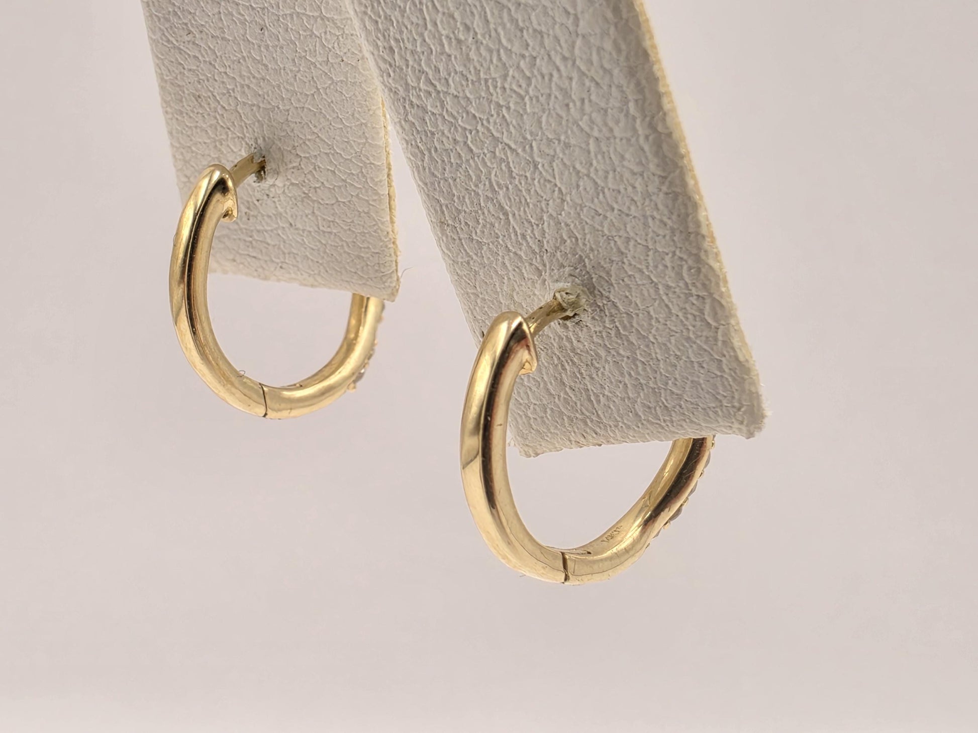 18K Yellow Gold CZ Huggie Hoop Earrings 0.5 Inch 1.3g Cubic Zirconia Solid Gold Fine Jewelry Gift for Her