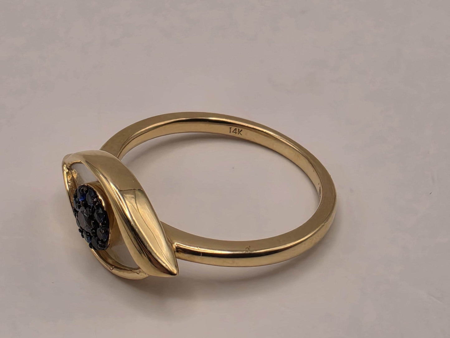 14K Yellow Gold Sapphire Mother of Pearl Evil Eye Ring Size 7 3.3g Solid Gold Protection Amulet Fine Jewelry