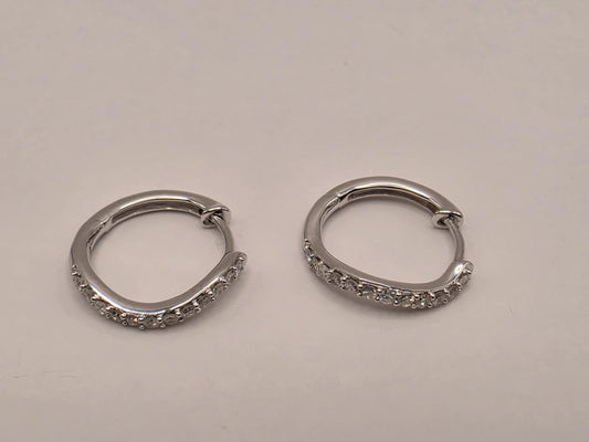 18K White Gold CZ Hoop Earrings 0.5" 1.4g