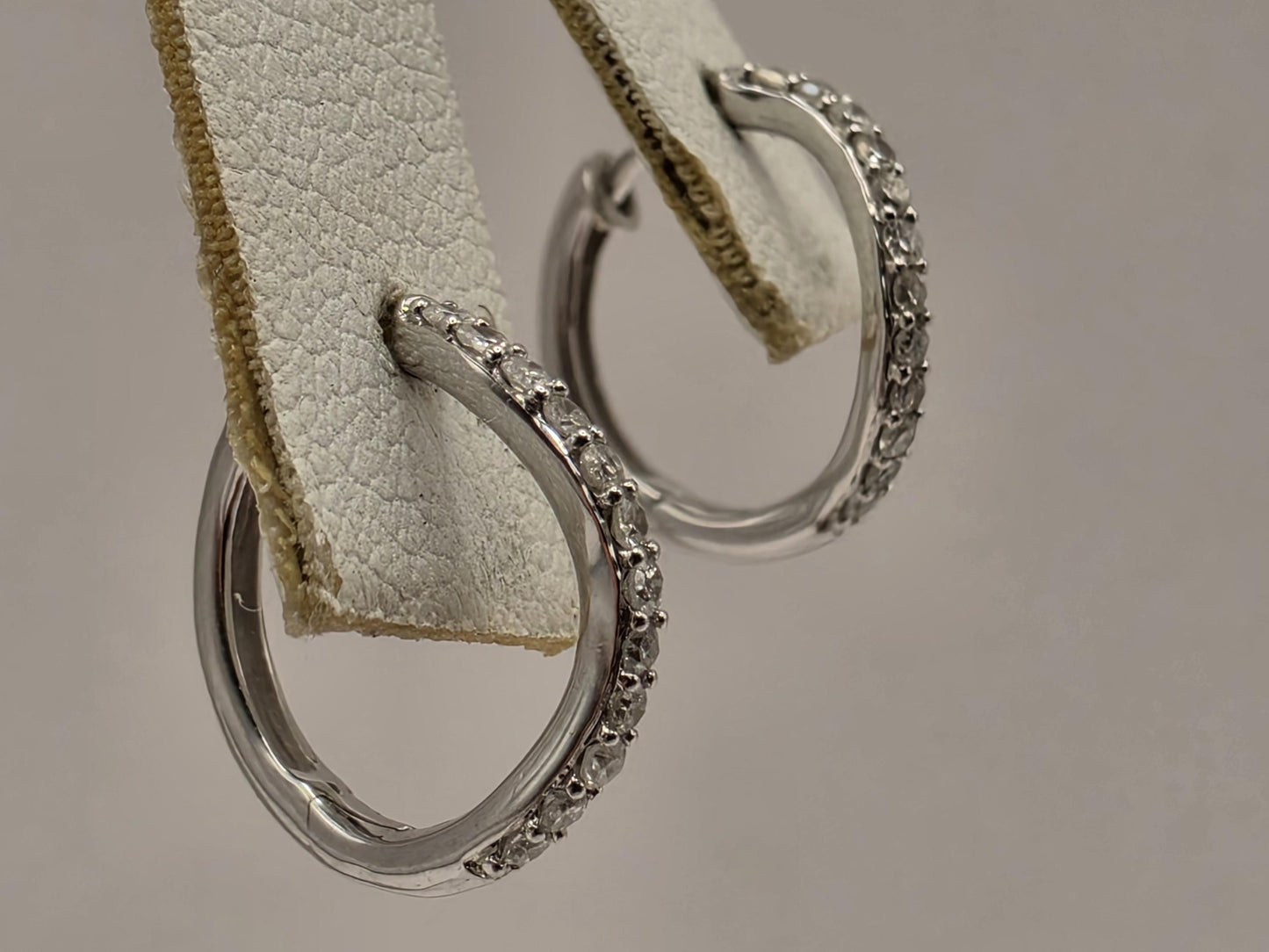 18K White Gold CZ Hoop Earrings 0.5 Inch 1.4g Cubic Zirconia Solid Gold Fine Jewelry Gift for Her