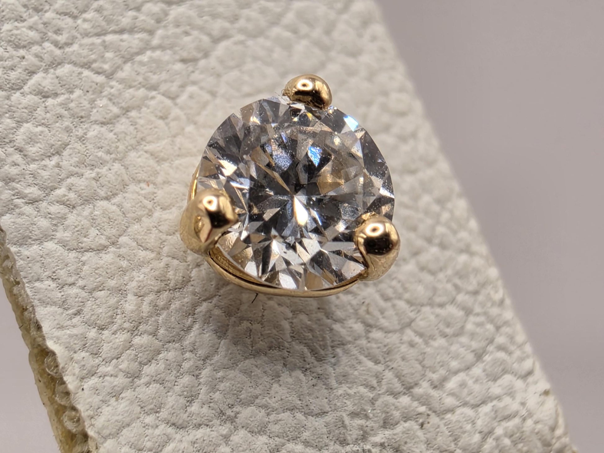 14K Yellow Gold CZ Solitaire Stud Earrings 0.25 Inch 0.6g Cubic Zirconia Solid Gold Fine Jewelry Gift for Her