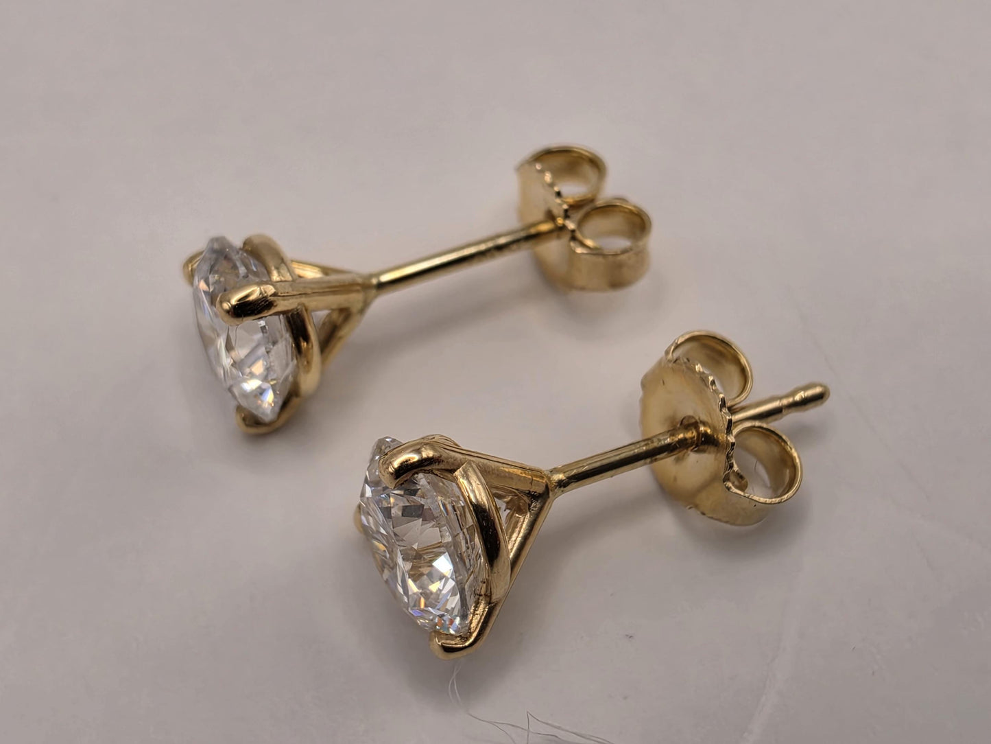 14K Yellow Gold CZ Solitaire Stud Earrings 0.25" 0.6g