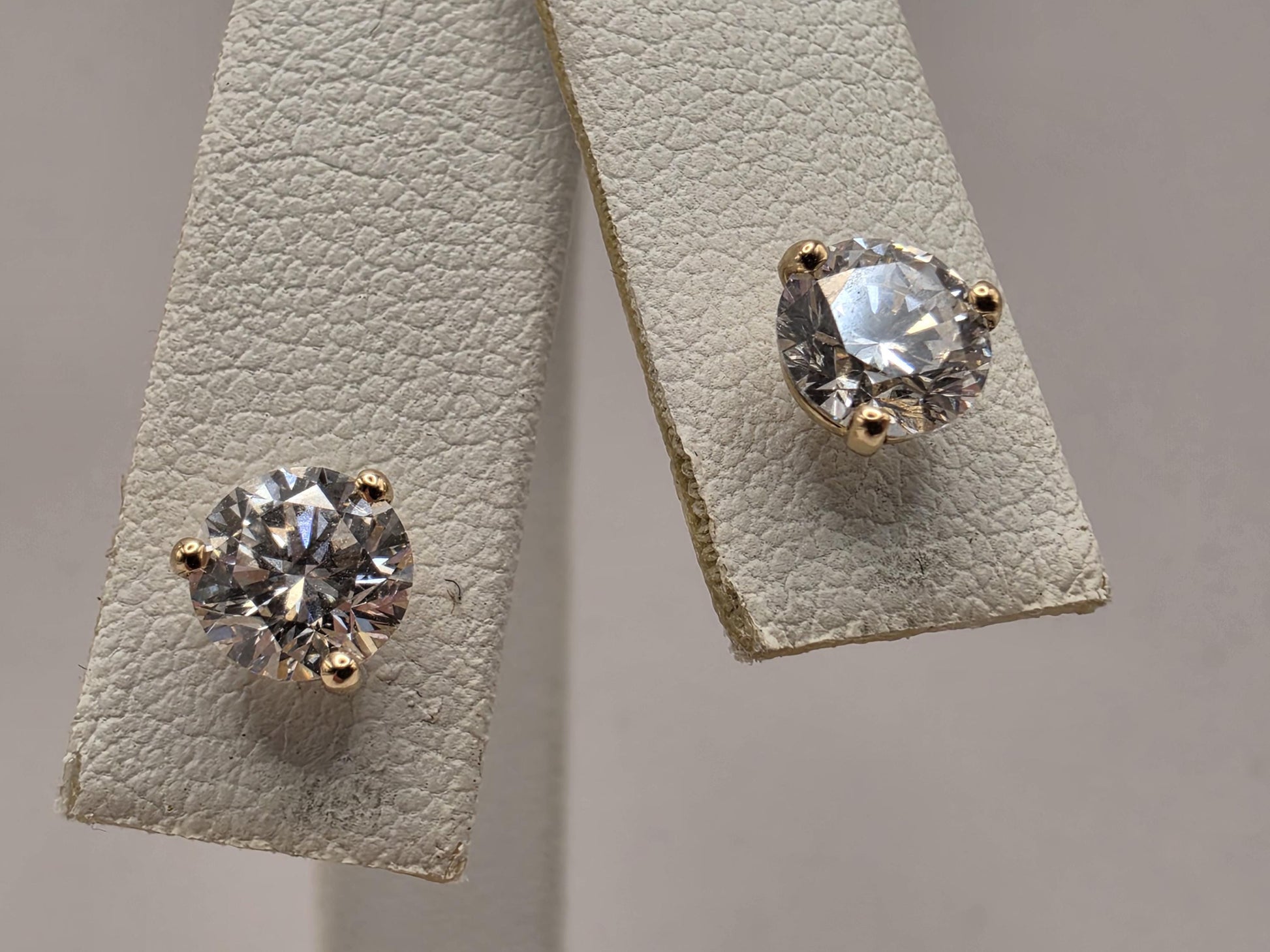 14K Yellow Gold CZ Solitaire Stud Earrings 0.25 Inch 1g Cubic Zirconia Solid Gold Fine Jewelry Gift for Her
