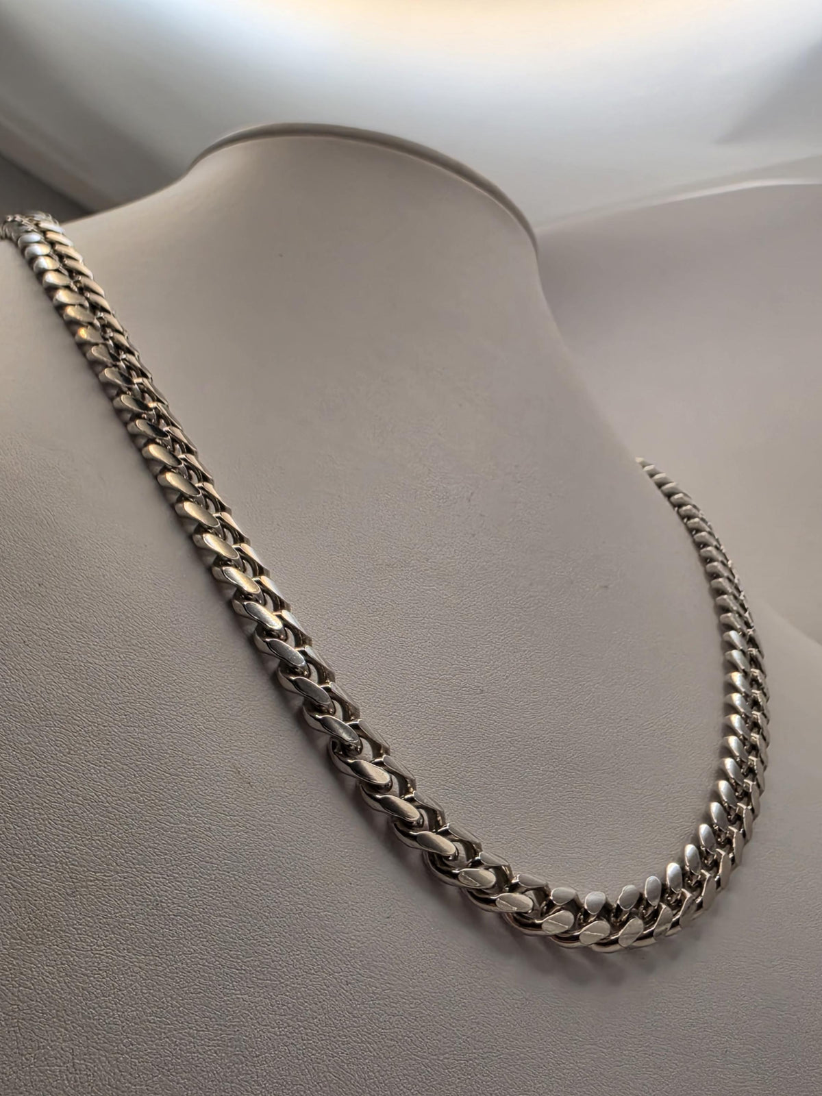 Heavy Sterling Silver Cuban Link Necklace | 22 Inch Curb Chain, 90.2g