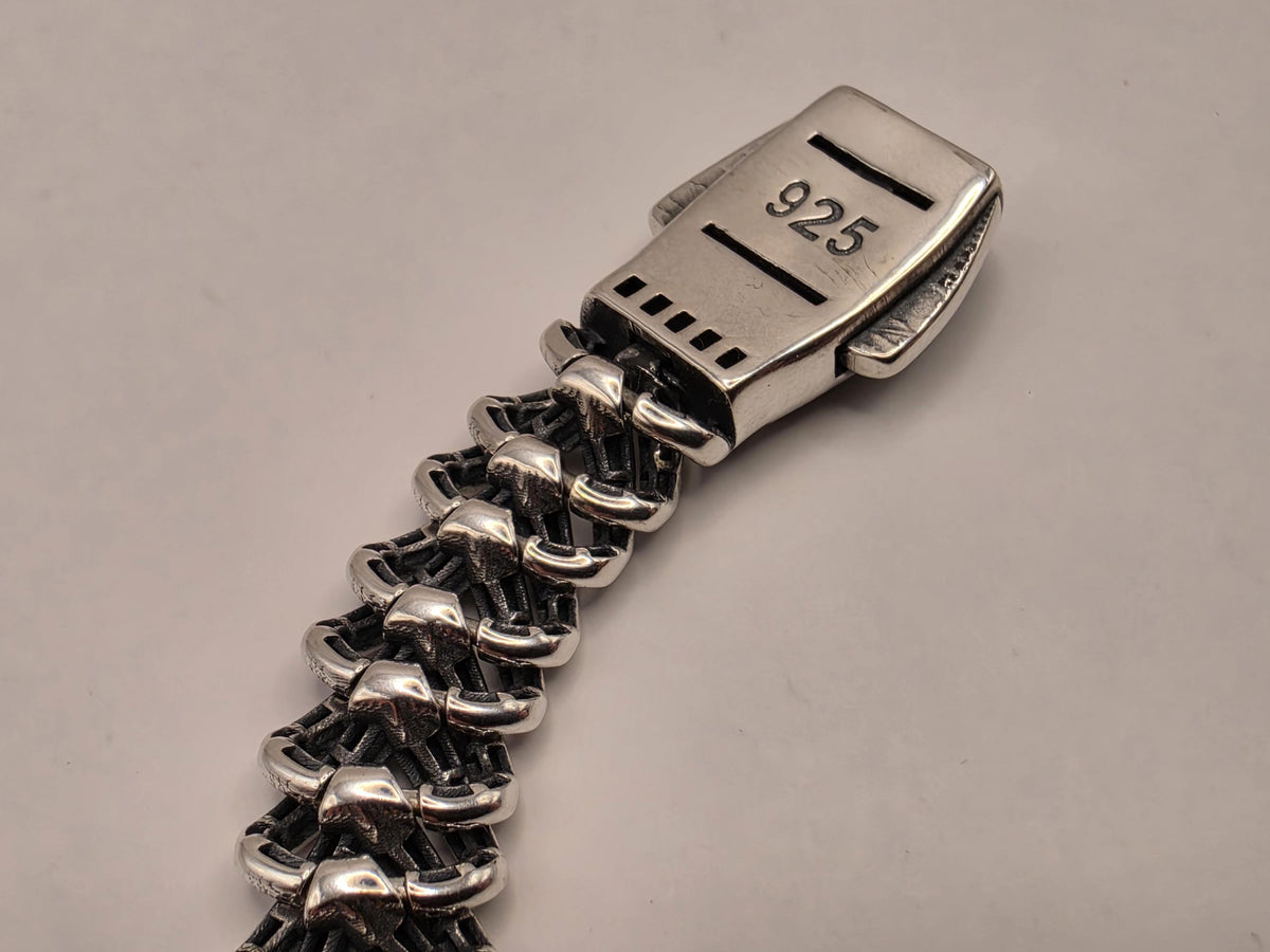 Sterling Silver Chevron Chain Bracelet, 8 Inch, 9mm, Black CZ Clasp