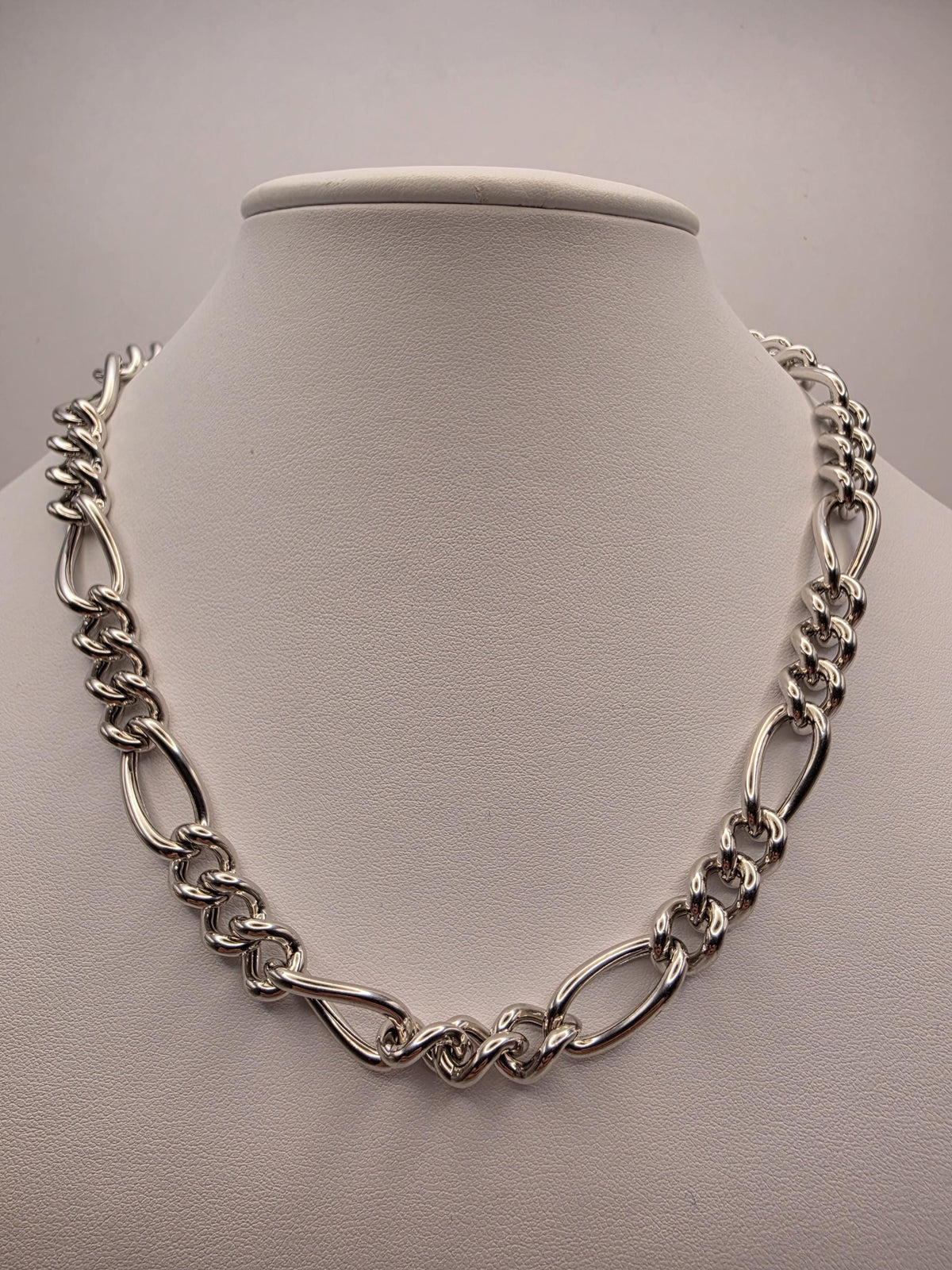 Sterling Silver Toggle Necklace | 18 Inch Alternating Figaro Statement Chain