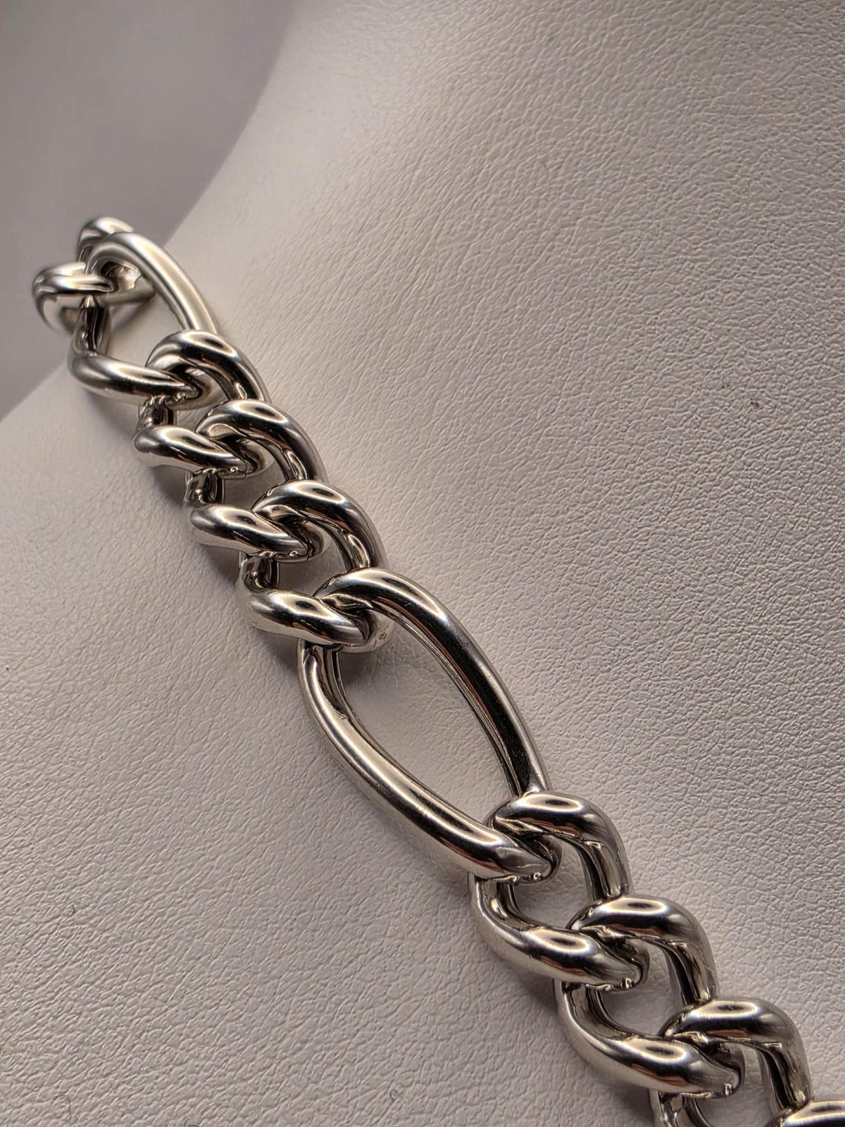 Sterling Silver Toggle Necklace | 18 Inch Alternating Figaro Statement Chain