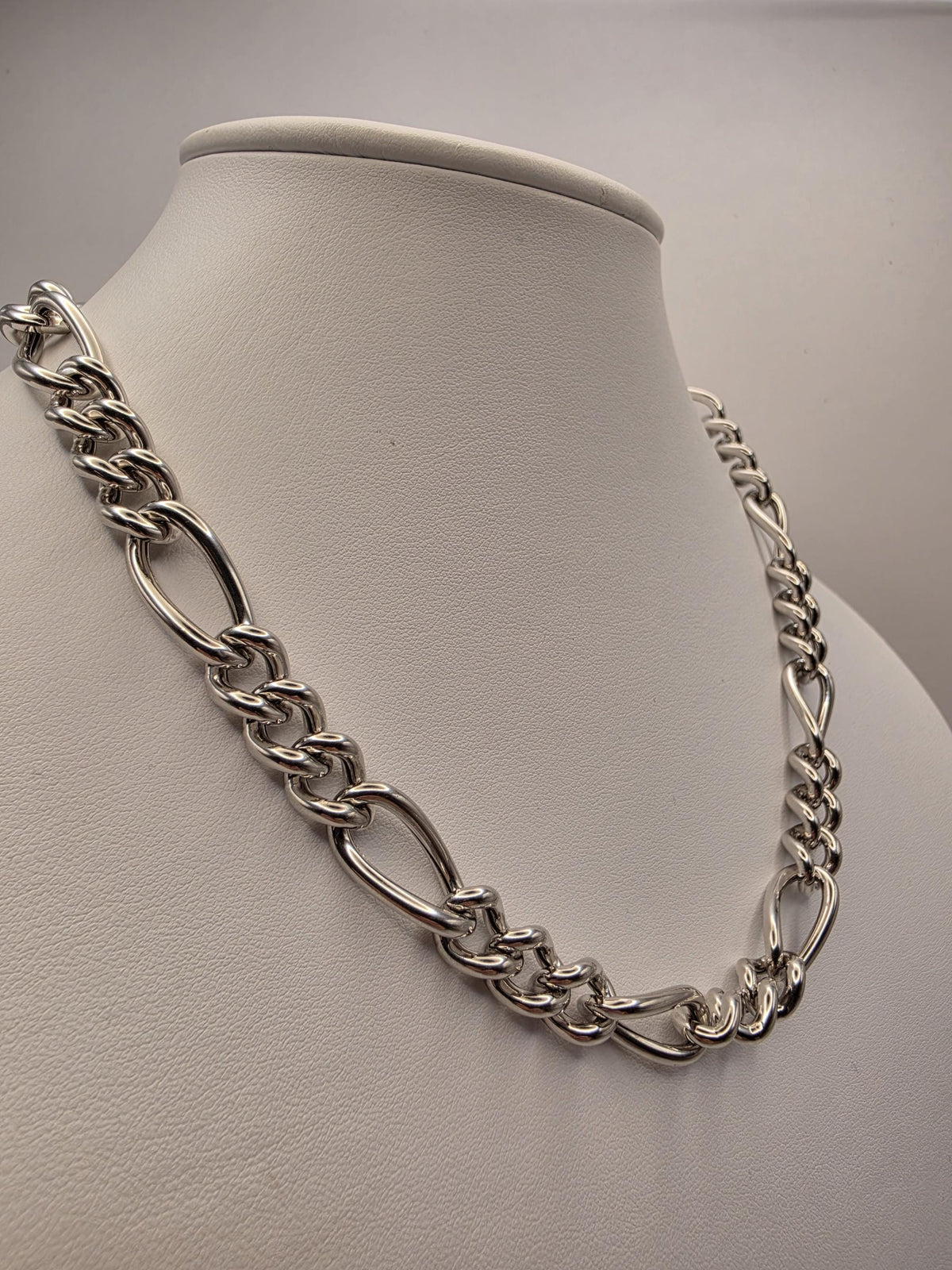 Sterling Silver Toggle Necklace | 18 Inch Alternating Figaro Statement Chain