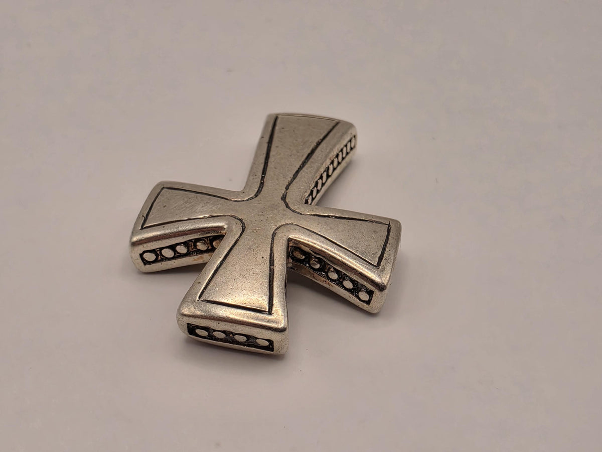 Sterling Silver Polished Latin Cross Pendant | Beveled Plain Design