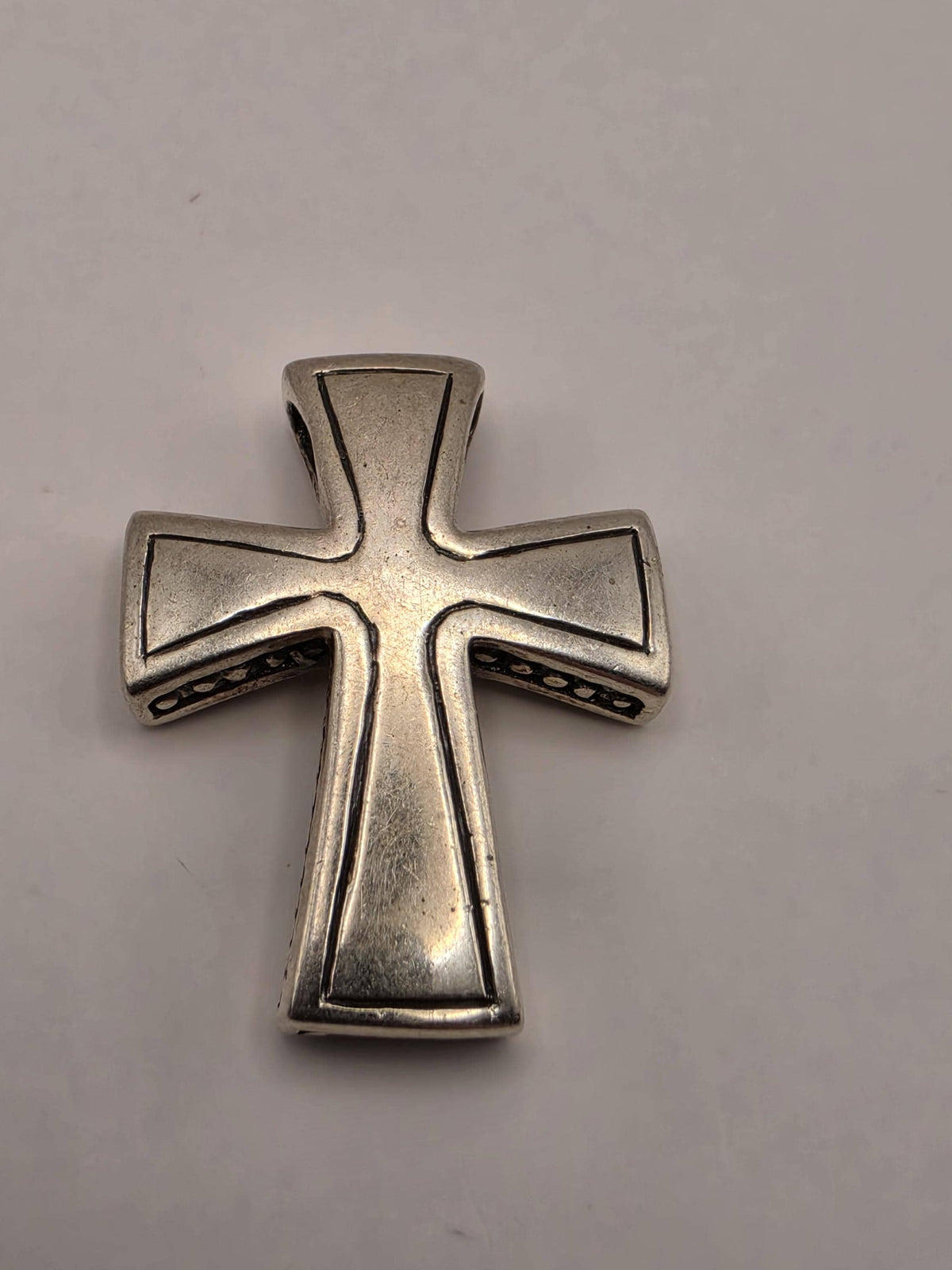Sterling Silver Polished Latin Cross Pendant | Beveled Plain Design
